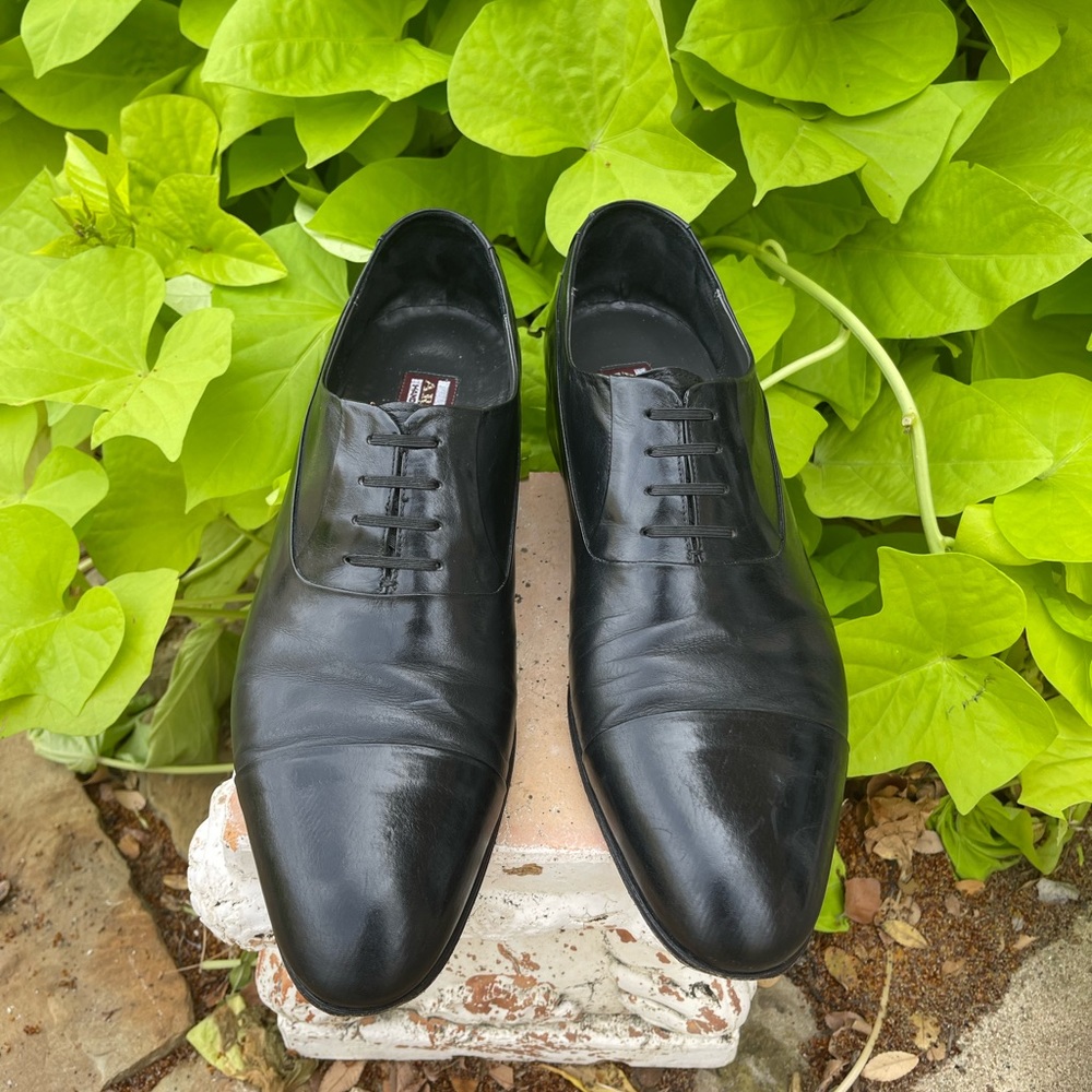 Star Artioli Black cap Toe Oxfords Slip On.  Size 11.